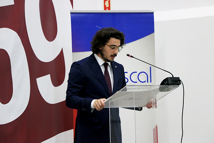 Pedro Longo reeleito presidente da Associação de Estudantes do ISCAL