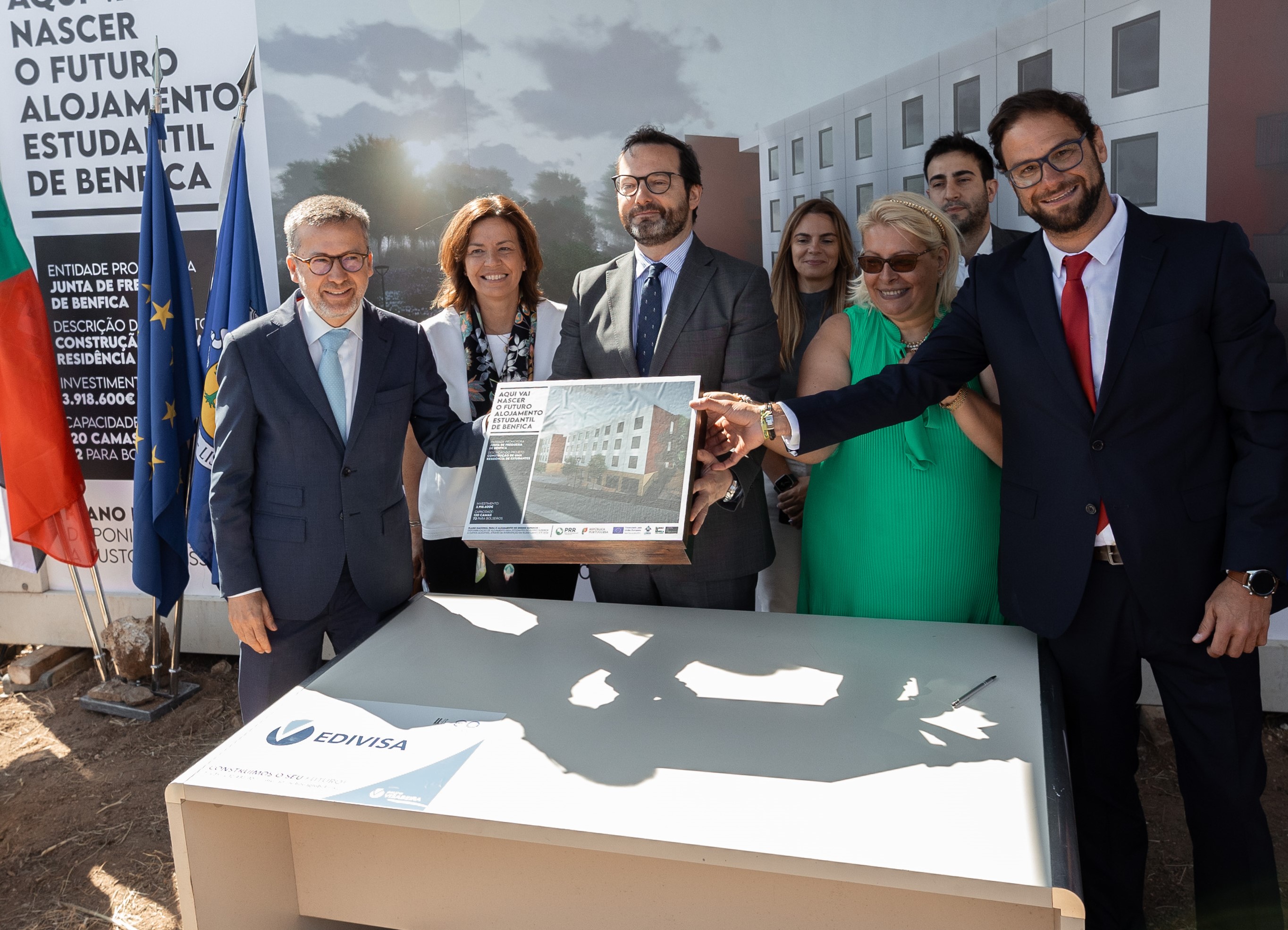 Cerimónia protocolar para assinalar o início da construção da nova residência de estudantes