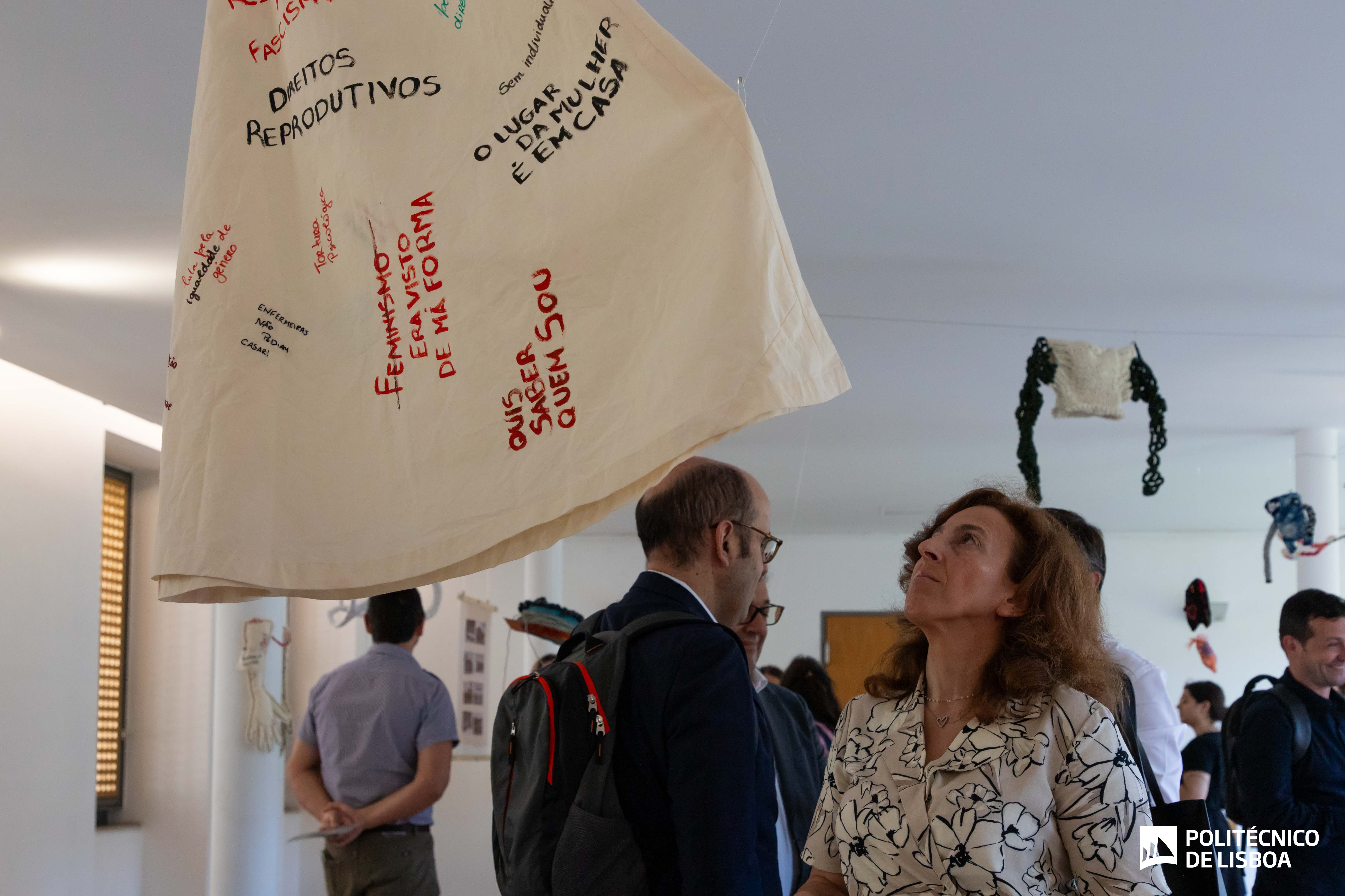 Exposição de Arte-têxtil no Espaço Artes do IPL