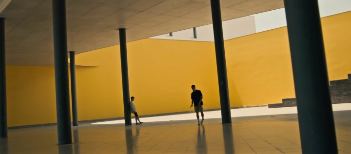 esml_jonas_blue.jpg