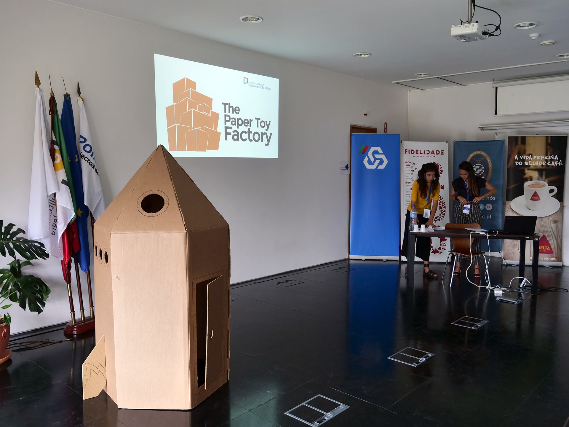 15.ª edição Poliempreende - The Paper Toy Factory