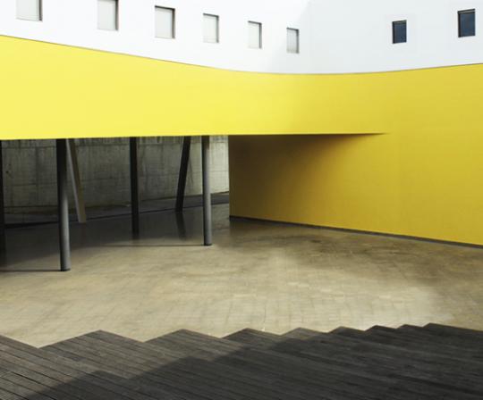 imagem do pátio interior da esml