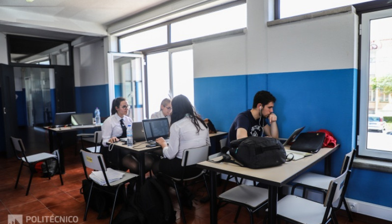 Salas de estudo abertas 24 horas no IPL
