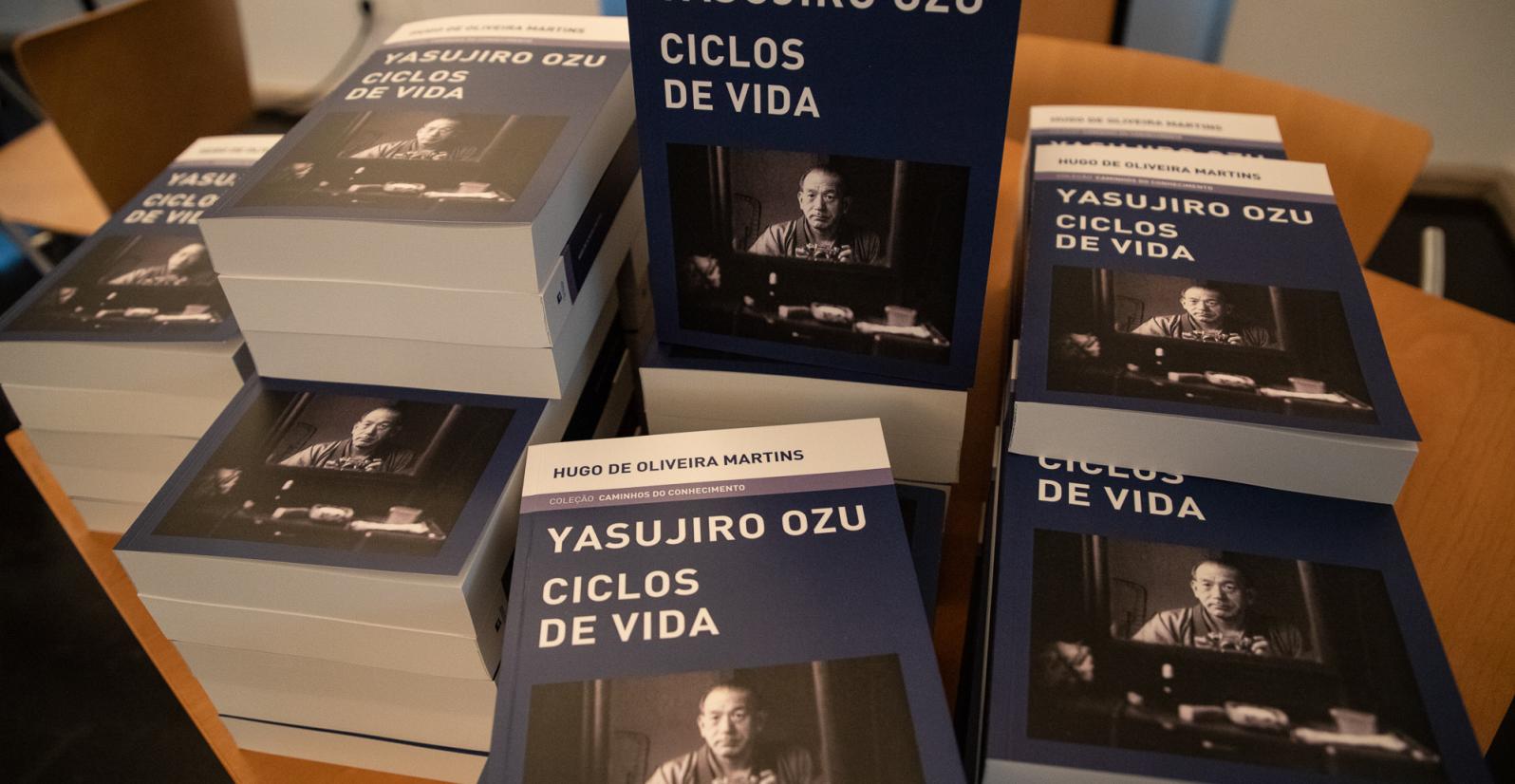 livro "Yasujiro Ozu – Ciclos de Vida" de Hugo Oliveira Martins