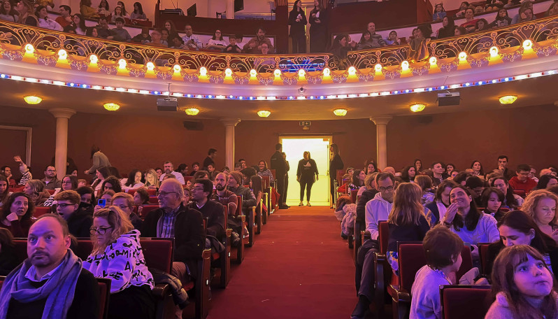 Festa de Natal 2024 do IPL volta a juntar famílias no Teatro Politeama