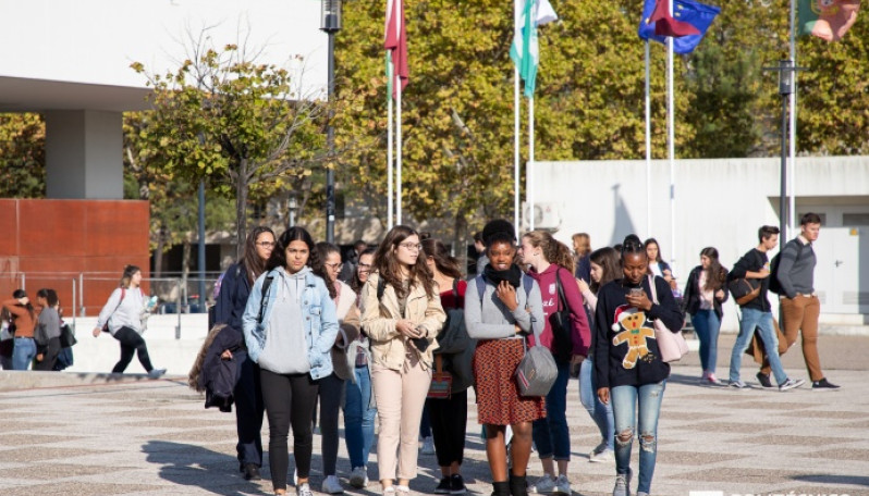 Estudantes na ESTeSL
