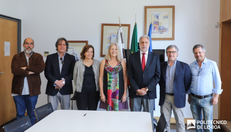 Direção e Órgãos de gestão da ESML tomam posse