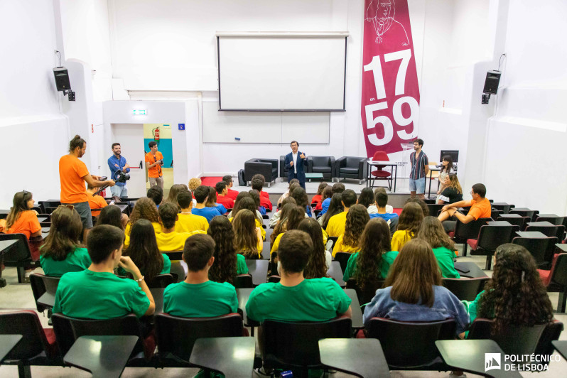 Participantes da Academia Politécnico Lx no ISCAL com o vice-presidente Fernando Carvalho