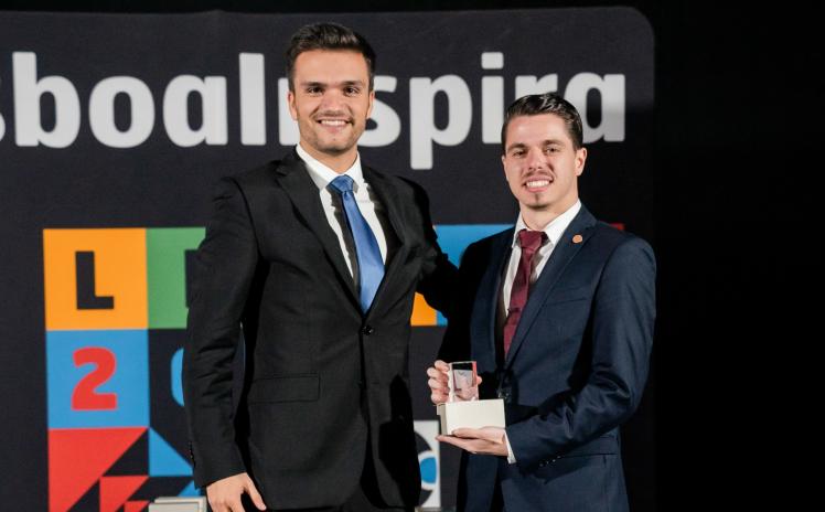 prémio fair play para a equipa de futsal da AEISEL