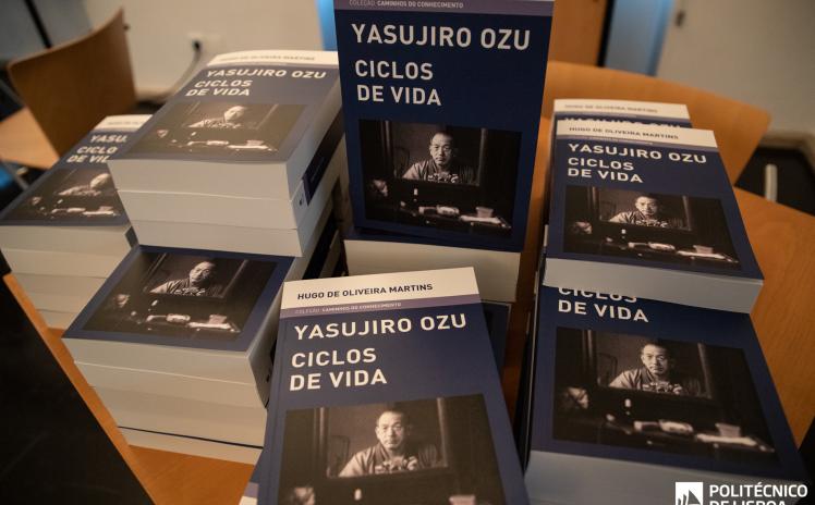 livro "Yasujiro Ozu – Ciclos de Vida" de Hugo Oliveira Martins