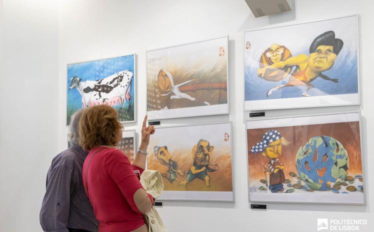 cartoons de António em exposição