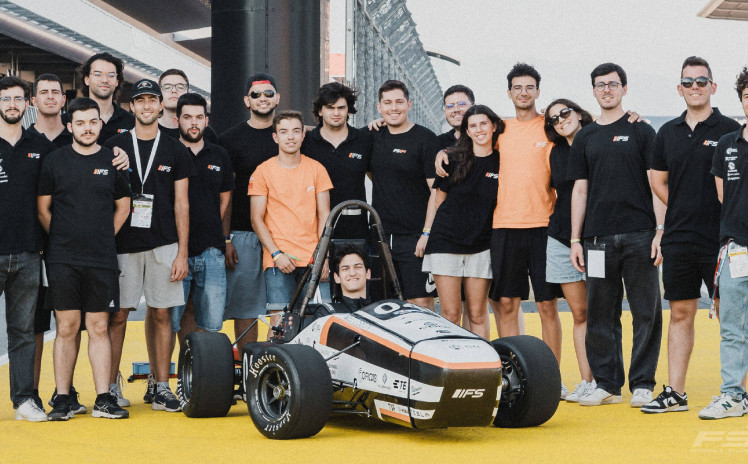 estudantes do formula student - ISEL 2024