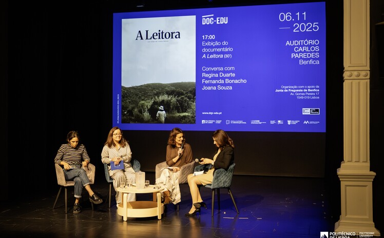 Foto do Estreia do documentario A Leitora