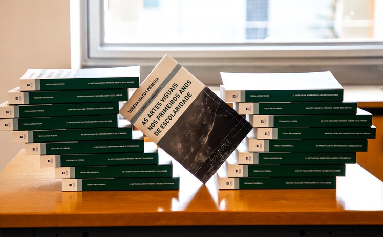 “As artes visuais nos primeiros anos de escolaridade” na Coleção Caminhos do Conhecimento